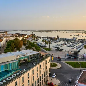 4* Otel & Club